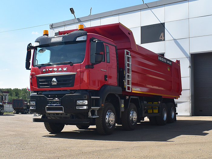 Самосвал SITRAK C7H 8X4 V=32м3